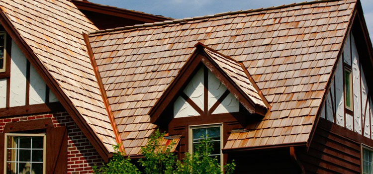 Wood Shakes Roofing Contractors Venice